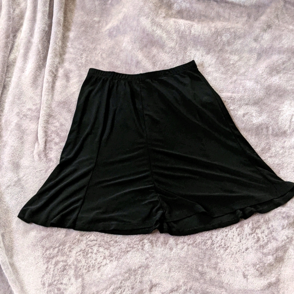 black tennis skirt